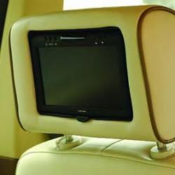 S-Type Rear Seat Connectivity Video Monitors-jaguar_s-type_accessories_20070611screens.jpg