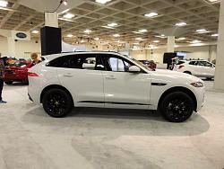 What colors were displayed at the auto shows?-jaguar-f-pace-1-.jpg