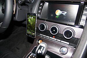 Phone holder for F-Type-ebzibnj.jpg