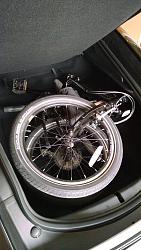 Fitting a Bike in the Boot?-dahon-jag-boot.jpg