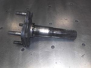 S-type 3.8 1966, &quot;drive shaft and flange&quot; worn, looking for replacement-20171229_164240.jpg