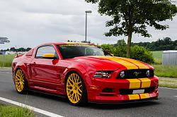 Clowns and Cars-ford-mustang-gt.jpg