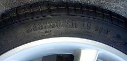 19&quot; XJR wheel w/Pirelli P Zero tire from my 2004 - SOLD-003.jpg