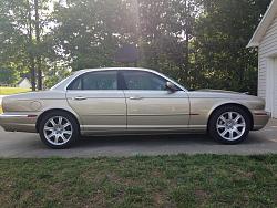 2004 XJ8 - reluctantly selling-img_0528.jpg