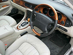 Jaguar Sovereign XJ8 Fully Loaded (2000)-8.jpg