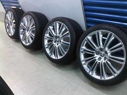 F.S. 20&quot; Jag Kasuga Polished OEM Wheels + Stock Dunlop Sport Tires + TPMS + C/Caps-img01425-20120124-1833.jpg