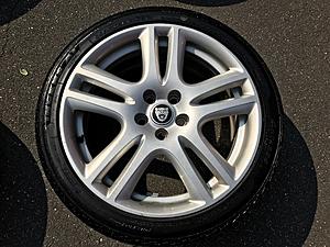 18&quot; Jaguar OEM Aruba Wheels &amp; Tires (set plus spare)-image5.jpg