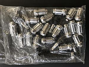 Jaguar F-Type Aftermarket Lugnuts-56fbe0ff-9ec7-4334-8f6c-aa6dfad87eaf.jpeg