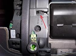 Pulling front wood instrument panel.-passenger-side-dash-clips-airbag-light.jpg