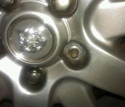 2002 s type   broken Lug-imag0844_1.jpg