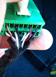 Am retrofitting Power Amp, Voice and Phone (Bluetooth).-greenplug.jpg