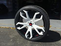 Need advice: Wheel color for white jag-img_0277.jpg
