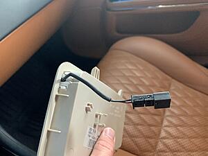 XJL Rear Vanity Mirror - Cheap Fix-vanity-mirror-3.jpg