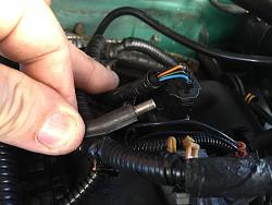 2004 X350 SC Fuel Pressure Sensor Vacuum line?-img_0011.jpg