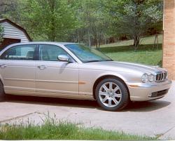 '04 XJR Air Suspension &quot;Vehicle Too Low&quot;-2005-jaguar-xj8l-passenger-front-.jpg