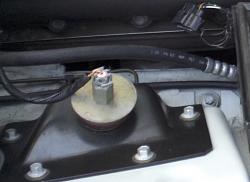 upper shock mount bushing failure-mount.jpg