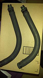 Broken Clip at end of crossover pipe hose-vapor-crossover-pipe-tubes.jpg