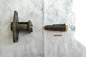 How to disassemble trunk lock cylinder?-trunk_lock-2.jpg