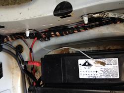 Unterminated Wire by Battery 1999 XJ8-img_0242.jpg