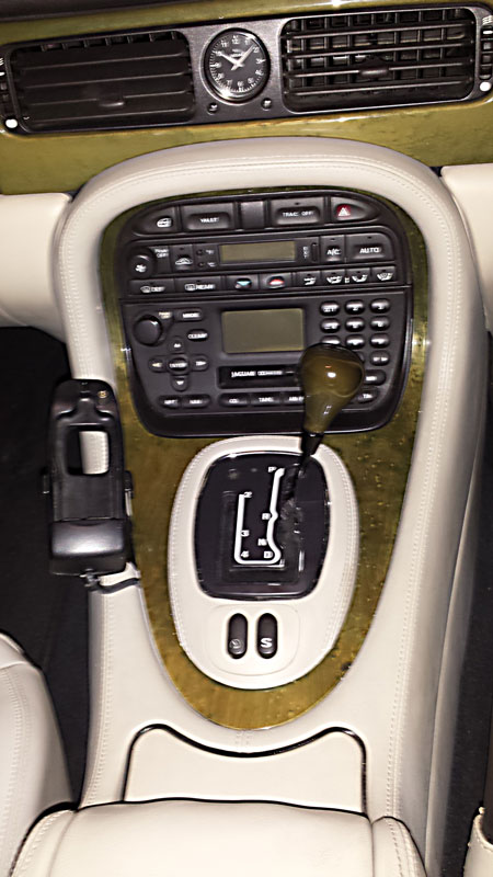 How to remove the trim from centre console - Jaguar Forums