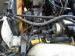 XJ40 water hose fail under intake manifold-jx692-012.jpg