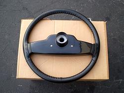 Steering wheel upgrade on my 82 XJ6?-02-1984-jaguar-xj6-steering-wheel.jpg