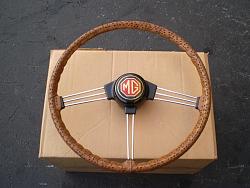 Steering wheel upgrade on my 82 XJ6?-01-1969-mgb-steering-wheel.jpg