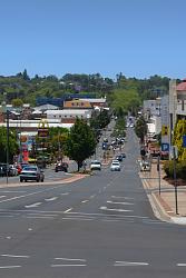 Want to Emmigrate to Australia, from America with my 1975 XJ6-Coupe-toowoomba-_city_street.jpg