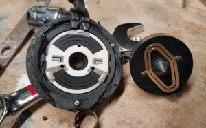 &quot;welded&quot; throttle pot?-tps-innards.gif