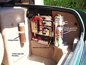 Restomod Jaguar XJS-6-ice-pwr-distr-amps-humidor.jpg