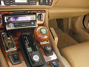 Restomod Jaguar XJS-26-burl-wood-growler.jpg