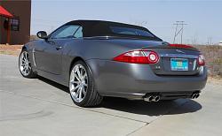 Are there 2 different ones-jaguar2009xkrbraelinbr02wheels018.jpg