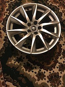 Can someone identify and confirm if these wheels will fit 5.0 XKR?-26236023_143554583030725_1691032929_o.jpg