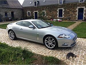 Nevis rims are the best looking rims on the XK.....-avis-jaguar-xkr-1105-1.jpg