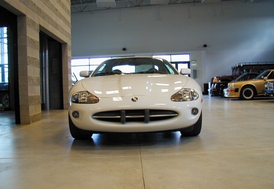 Name:  Jaguar-XK8-white-1997_zpsb6de40d0.jpg
Views: 186
Size:  110.3 KB