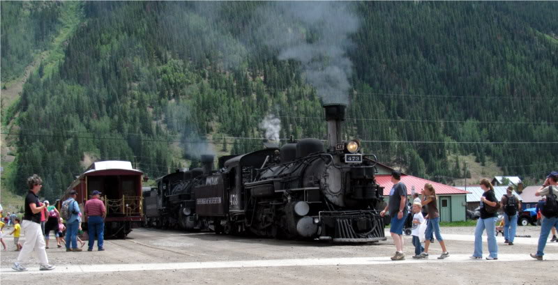 Name:  Durango-SilvertonRR.jpg
Views: 40
Size:  81.2 KB