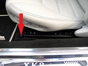 2001 XK8 seat control module-seat.jpg