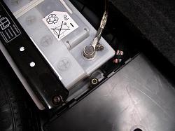 Power Window Problems - 98 Xk8-xk8-battery-manufacture-date.jpg