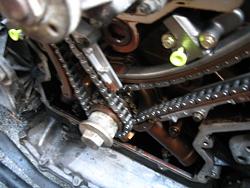 Hands on assistance appreciated Timing chains - Please help!-img_0387.jpg