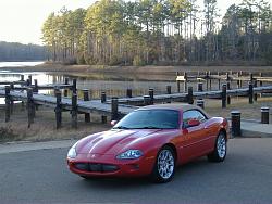 Never seen a red color XK-jag-lake-003.jpg