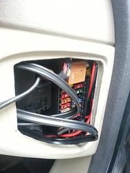 Howto: USB charging socket and hardwire Garmin charger-3-xkse-122294-albums-xk8-usb-charger-satnav-hardwire-6936-picture-hiding-satnav-cables-fuse-box-.jpg