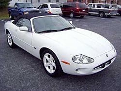 looking for pics of white coupe with white rims-2000_jaguar_xk8_03.jpg