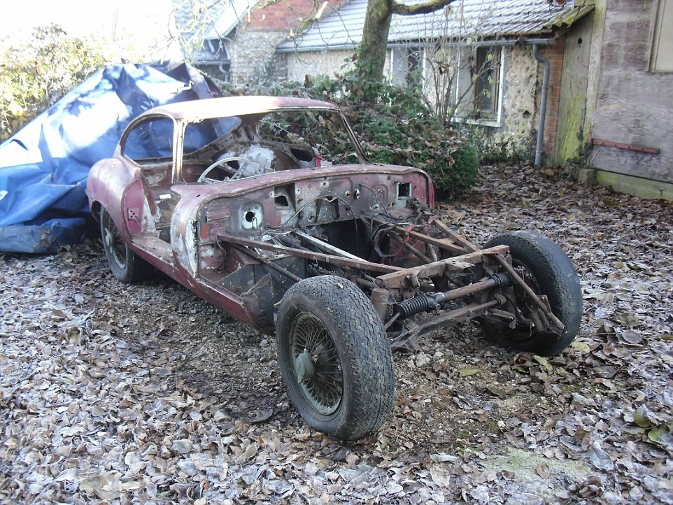 restored jaguar e type