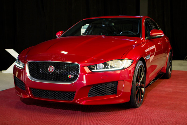 Jaguar’s Art of Performance Tour Arrives in Chicago