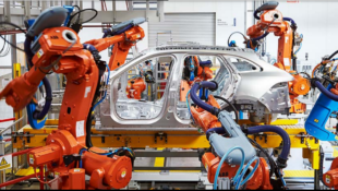 Experience Jaguar’s Cutting-Edge Manufacturing With a Factory Tour