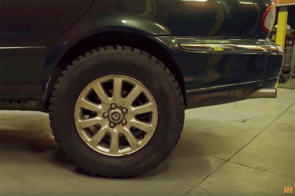Jaguar Project Mud-Type off-road tires
