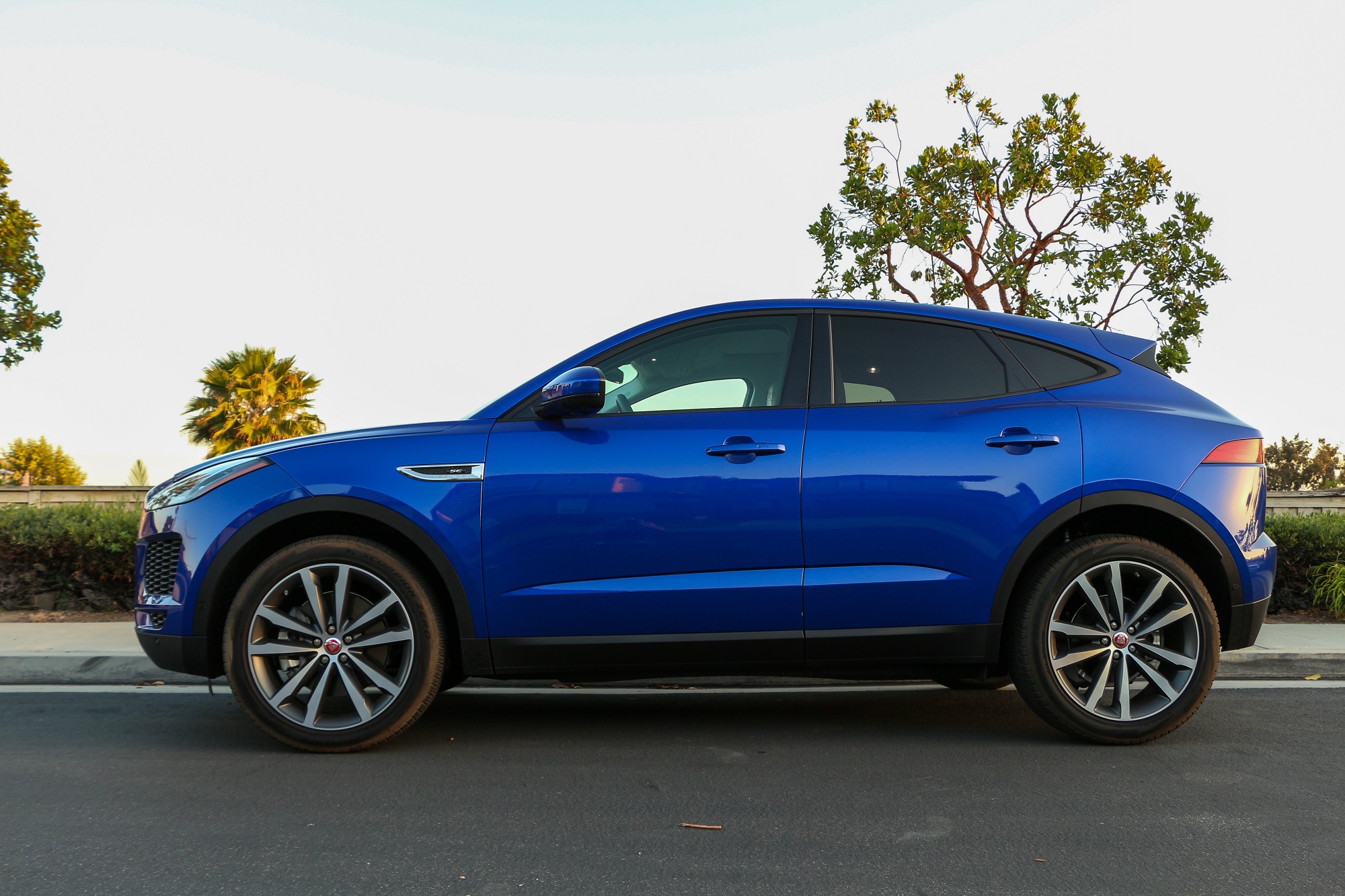 Jaguarforums.com 2018 2019 Jaguar E-PACE SE P250 AWD Review Drive Opinion Interior Exterior