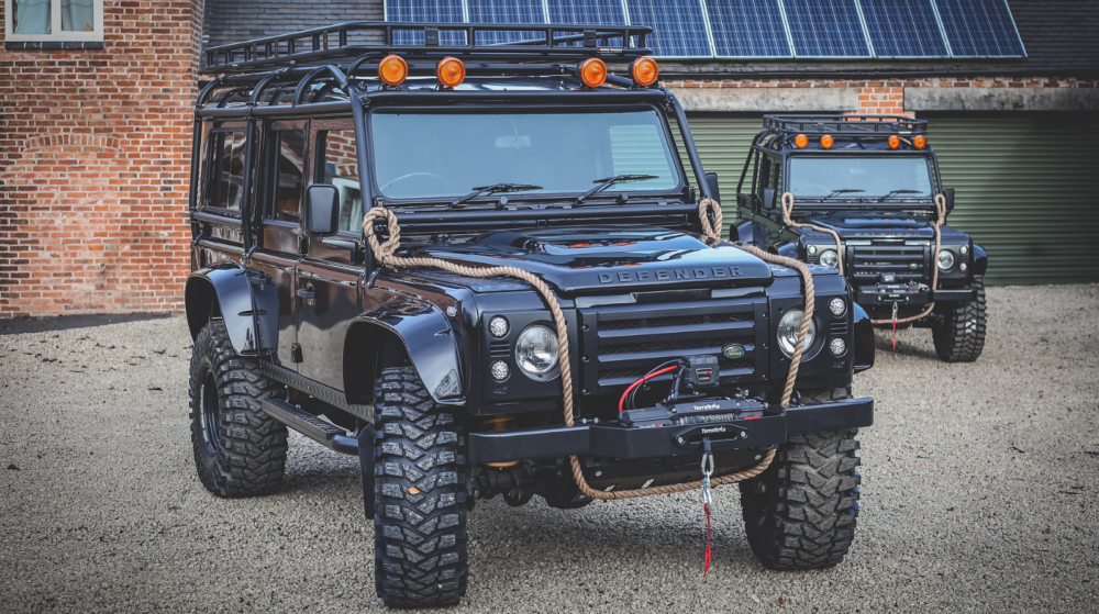 Spectre Land Rover Defender