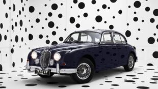 Jaguar Celebrates 60th Anniversary of Mk 2 with High-fashion Photos