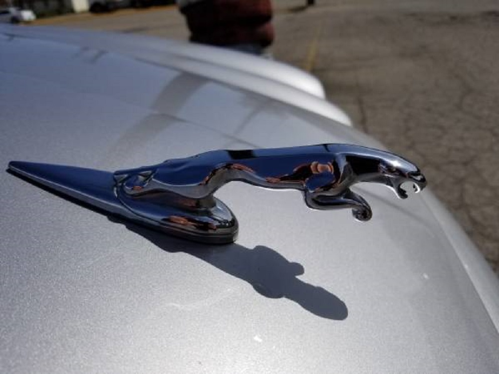 2004 Jaguar XJR hood ornament